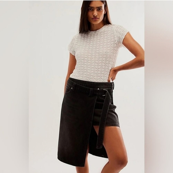 Free People On Tour Black Asymmetrical Wrap Denim Mini Skirt 30